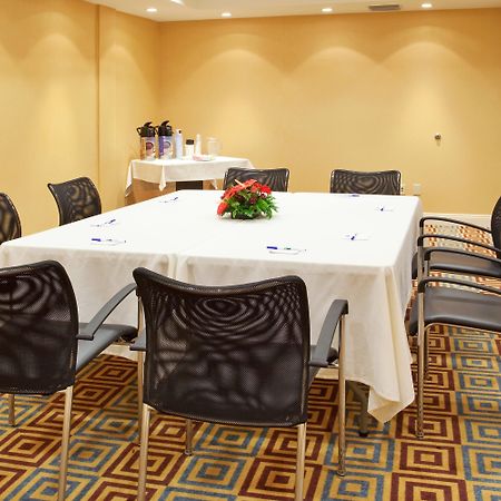 Holiday Inn Express Hotel & Suites Santa Cruz By Ihg Exteriér fotografie