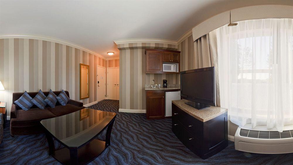 Holiday Inn Express Hotel & Suites Santa Cruz By Ihg Exteriér fotografie